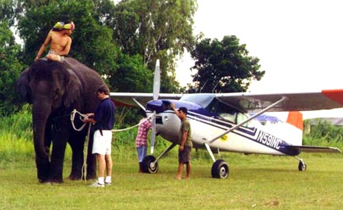 Tom Claytor's ground handling